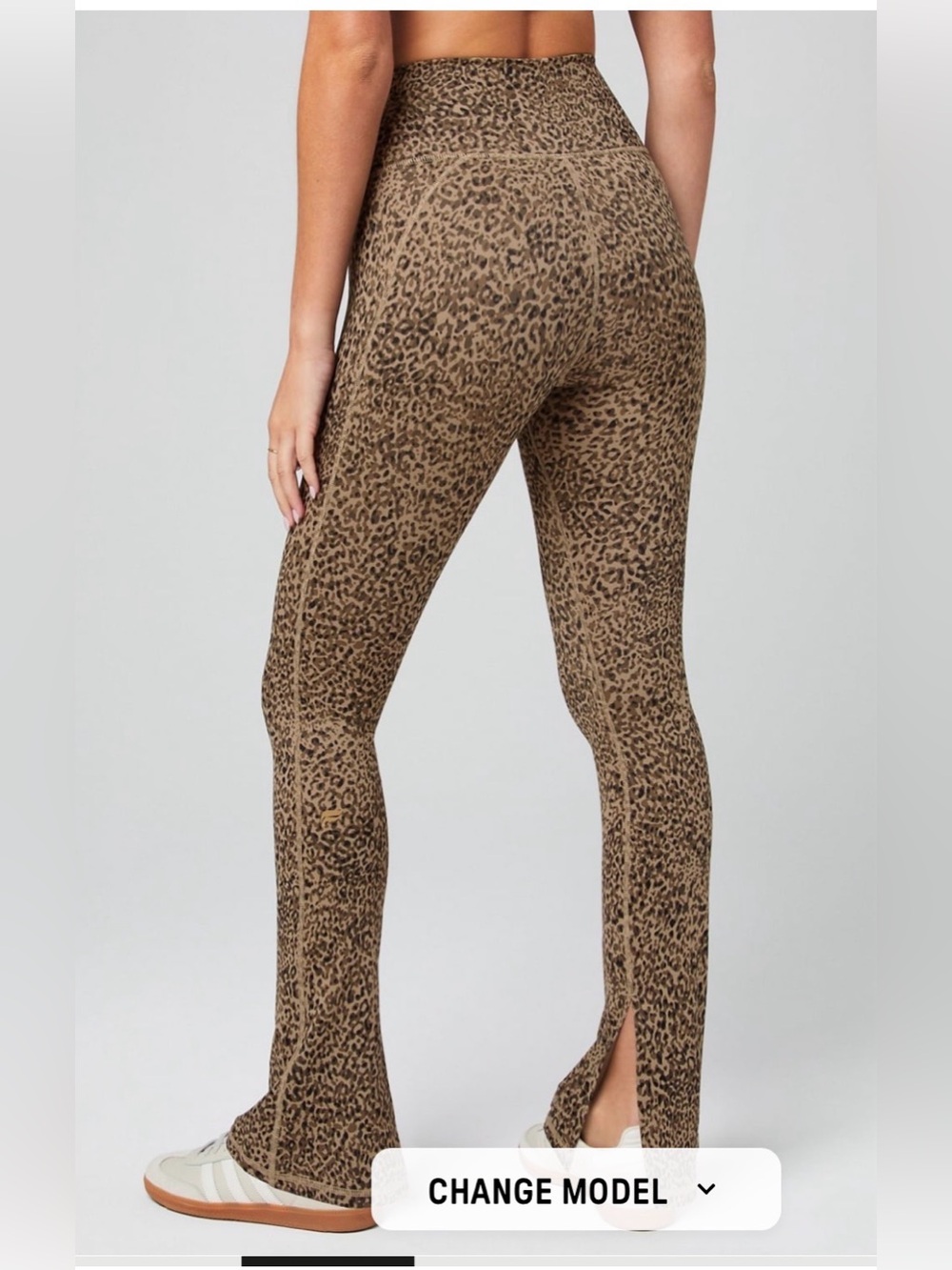 NWT Fabletics DEFINE SPLIT HEM PANT - SHORT - Picture 3 of 8
